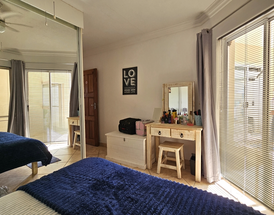 2 Bedroom Property for Sale in Jeffreys Bay Central Eastern Cape
